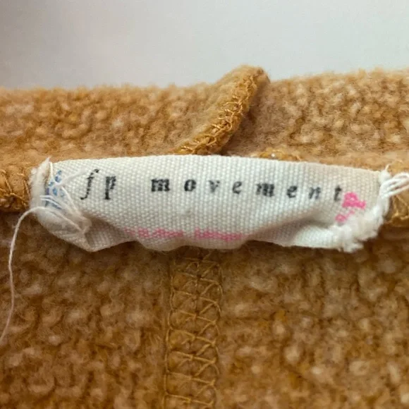 FP Movement | Small Mustard Yellow Oversized Work It Out Hoodie Kangaroo Pocket - Picture 3 of 6